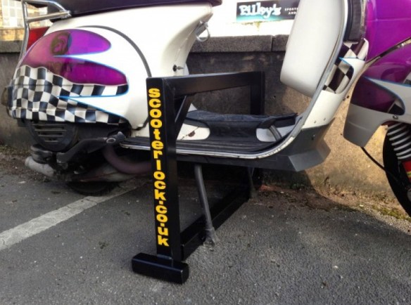 ScooterlockVespa