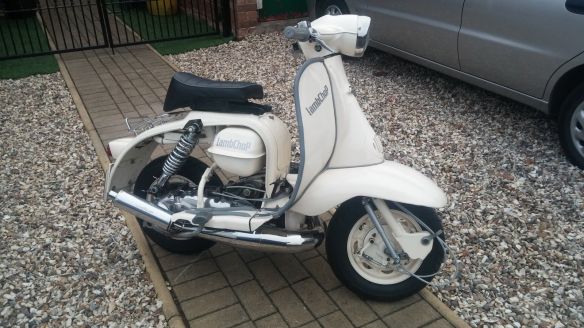 ChoppedMiniLambretta-2