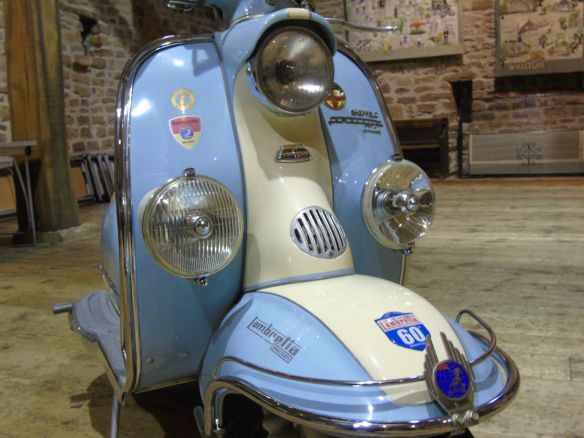 LIS1mugellobabyblue-2